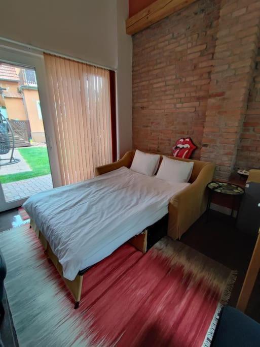 Bright Cosy House With Parking Holiday home *