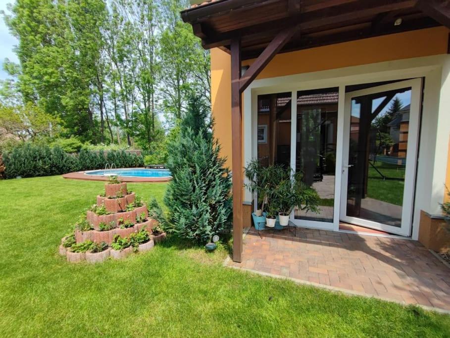 Bright Cosy House With Parking Holiday home Prague
