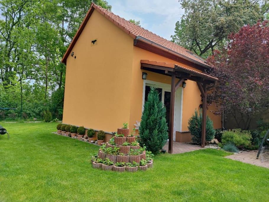 Bright Cosy House With Parking Holiday home *